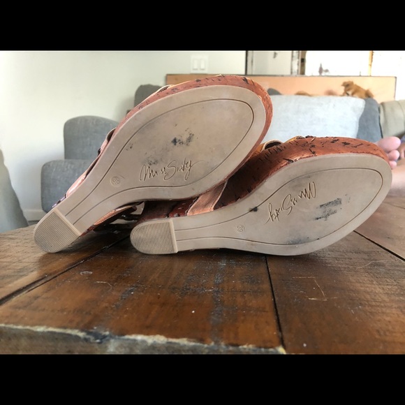 Miss Sixty size 39 wedge shoe - Picture 4 of 6